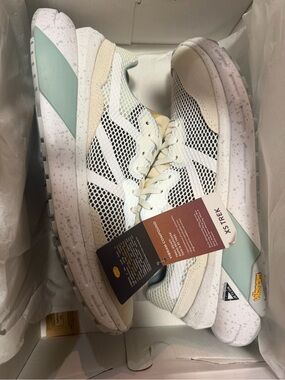 9M Brand Black Mesh Running Shoes - White & Mint